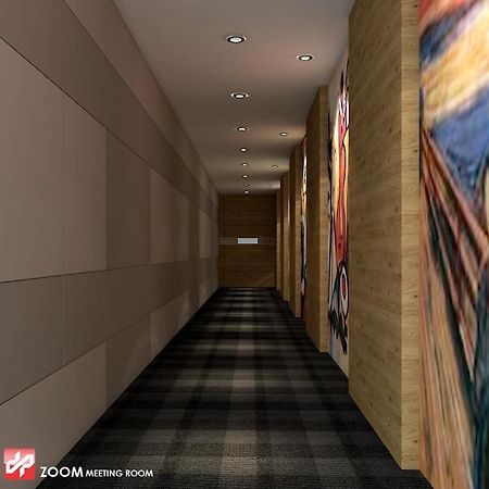 Zoom Dharmahusada Hotel سورابايا المظهر الخارجي الصورة
